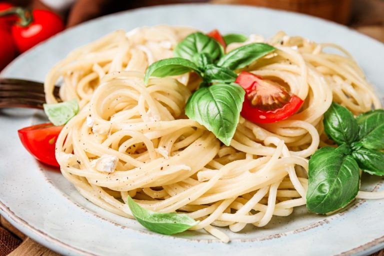 Hot Brie Pasta: Friends Share Food